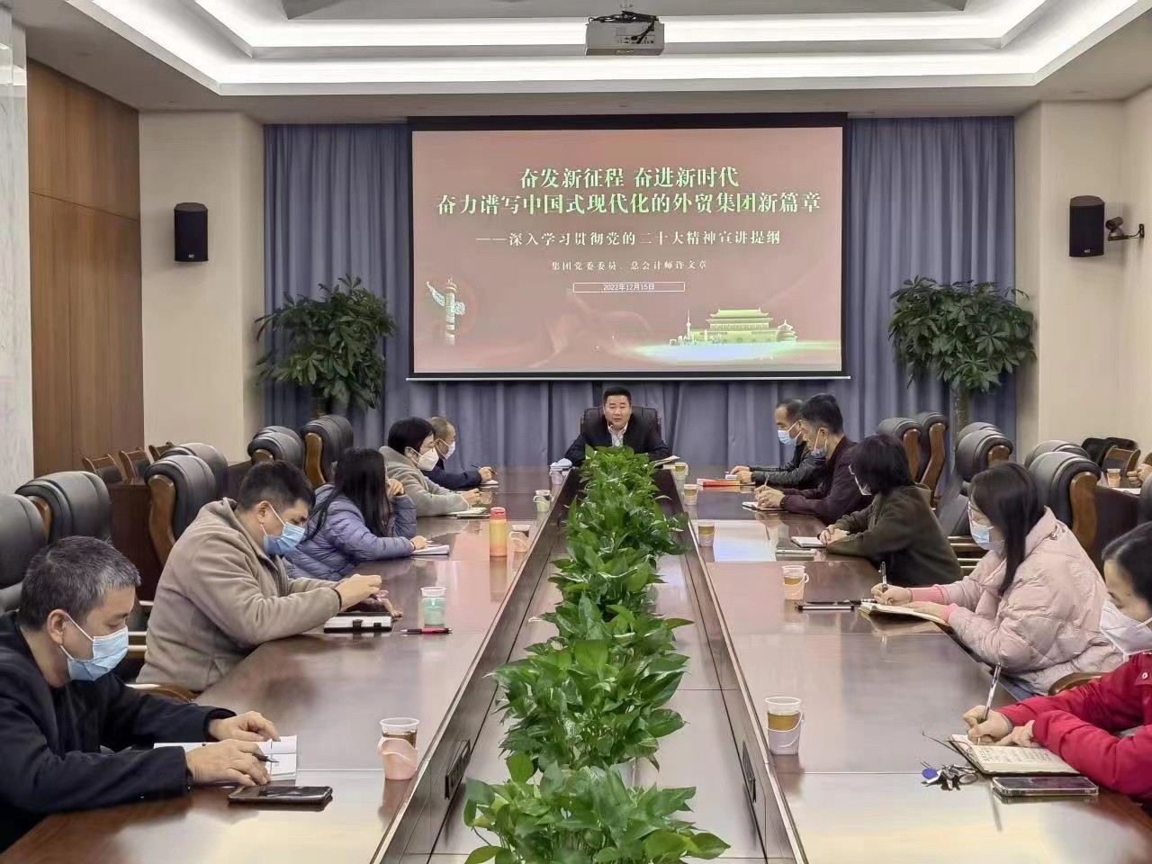 许总深入基层宣讲.jpg