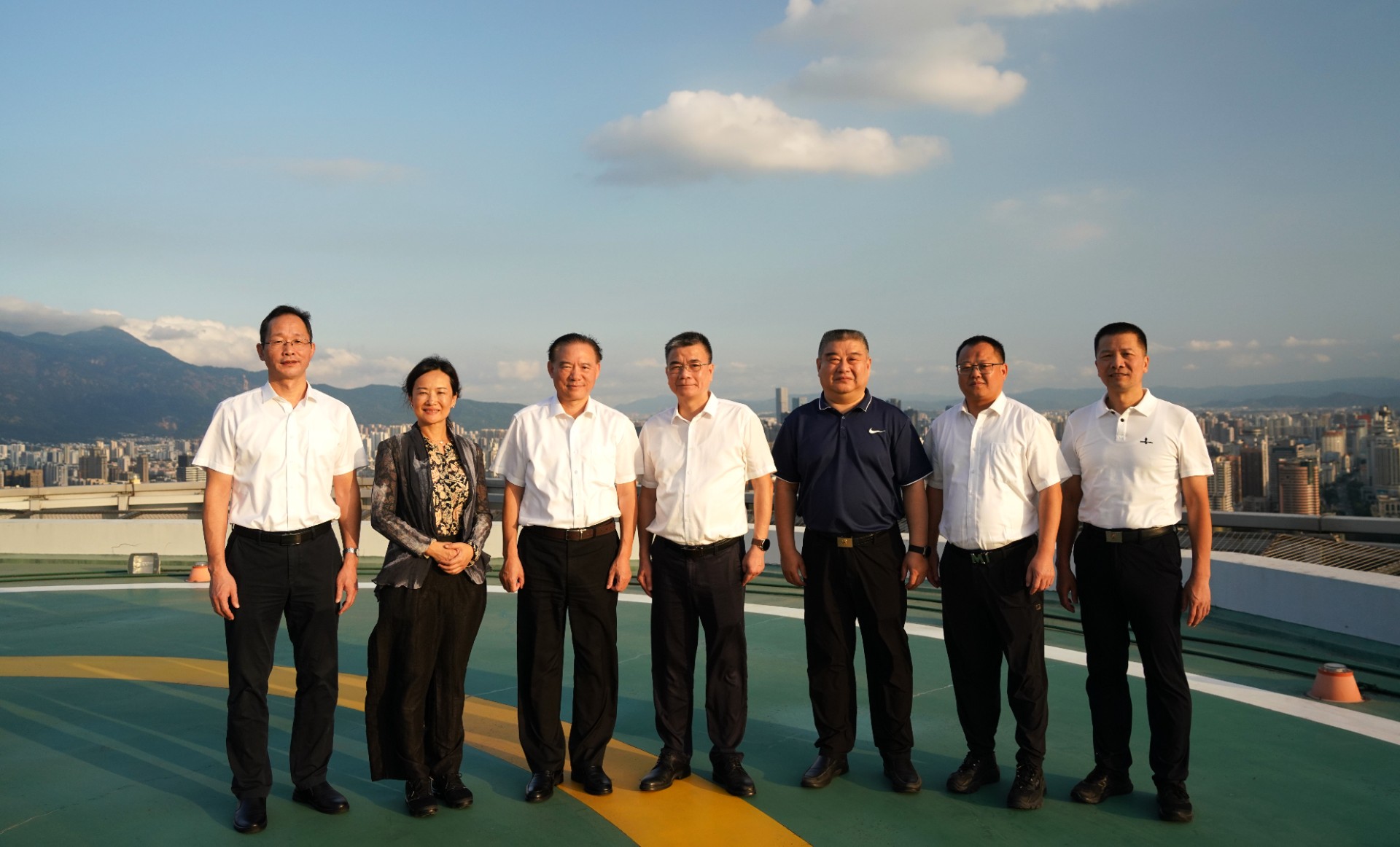 与中国石油福建销售公司开展座谈交流2.jpg